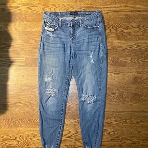 American Eagle Outfitters Blue Distressed Boyfriend Jeans 11/30